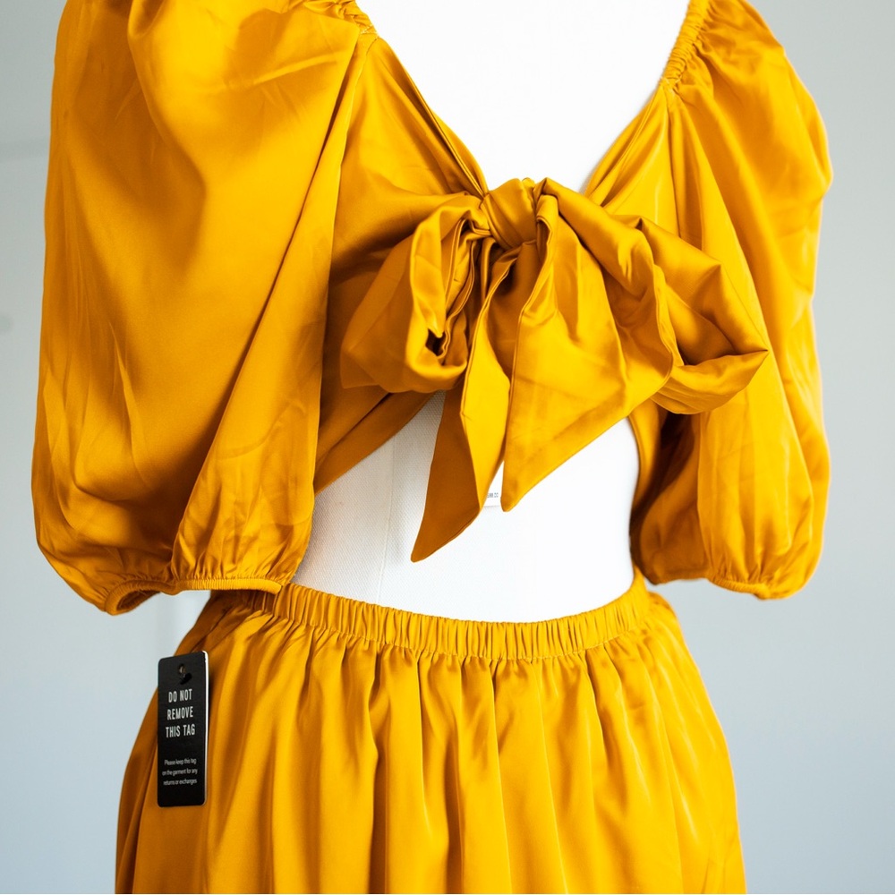 EXPRESS Satin V-Neck Puff Sleeve Twist Front Mini Fit and Flare Dress Golden - Picture 11 of 16